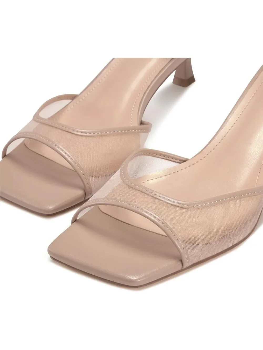 N/A kitten heels